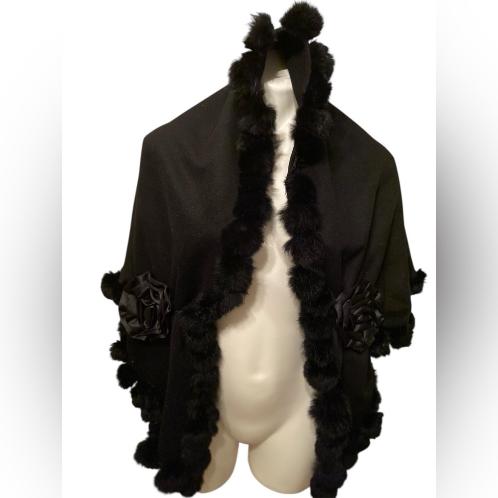 Vintage Abgin Black Faux Fur-Trimmed Pom Pom Rosette Women's Wrap Shawl